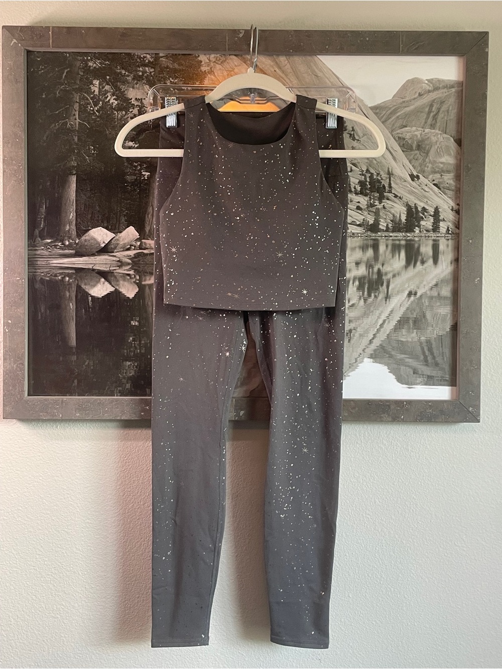 Fabletics Grey & Silver Speckled High-Waist Leggings & Cropped Tank Set